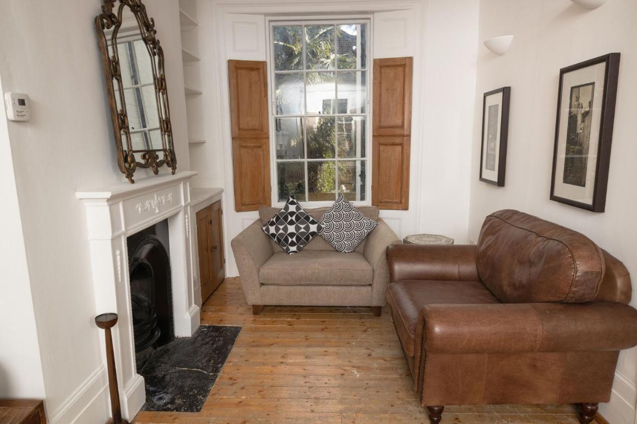 The Angel Place Hideaway - Fair 4Bdr House With Terrace London Exterior foto