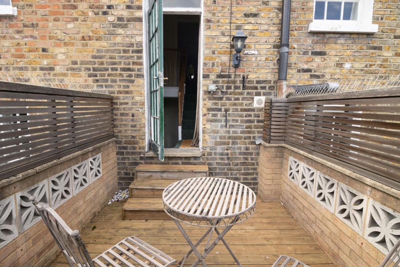 The Angel Place Hideaway - Fair 4Bdr House With Terrace London Exterior foto